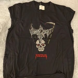 Yeezus tour tshirt. Size small